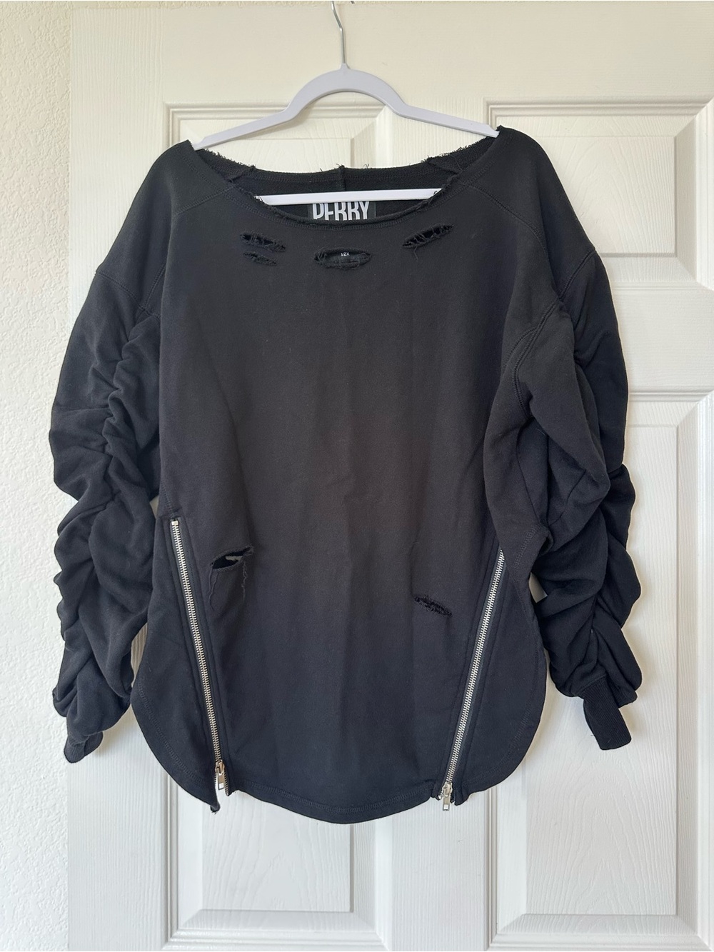 Pebby Forevee 1/2X Sweatshirt Sweater Distressed Ruched Sleeve Zipper - Picture 2 of 5